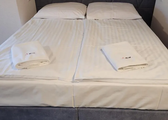 Couette-café Bel-ami 3*